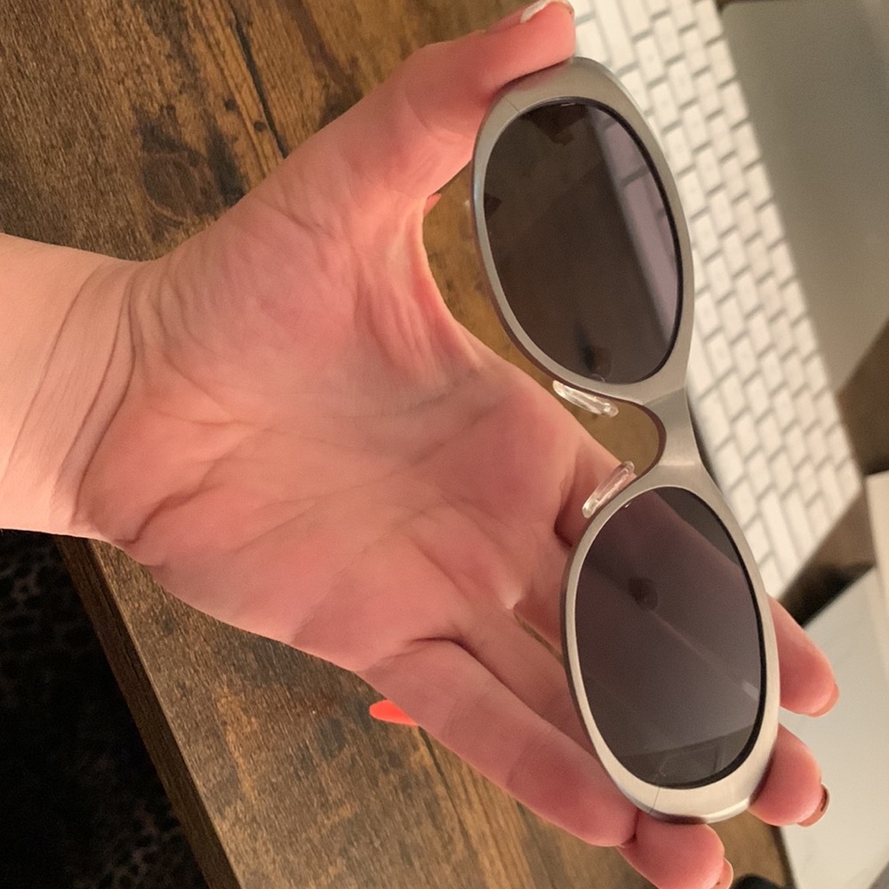 Mint Condition Derek Lam Veronica Sunglasses - image 4